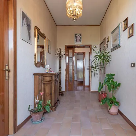 Holiday home Italian Experience- Casa Collemarino Barbara (Pesaro and Urbino)